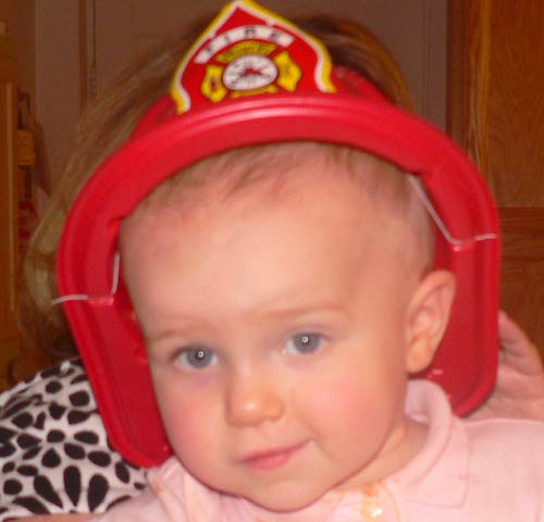 2007-09-30-Corn-Maze-firehat.jpg